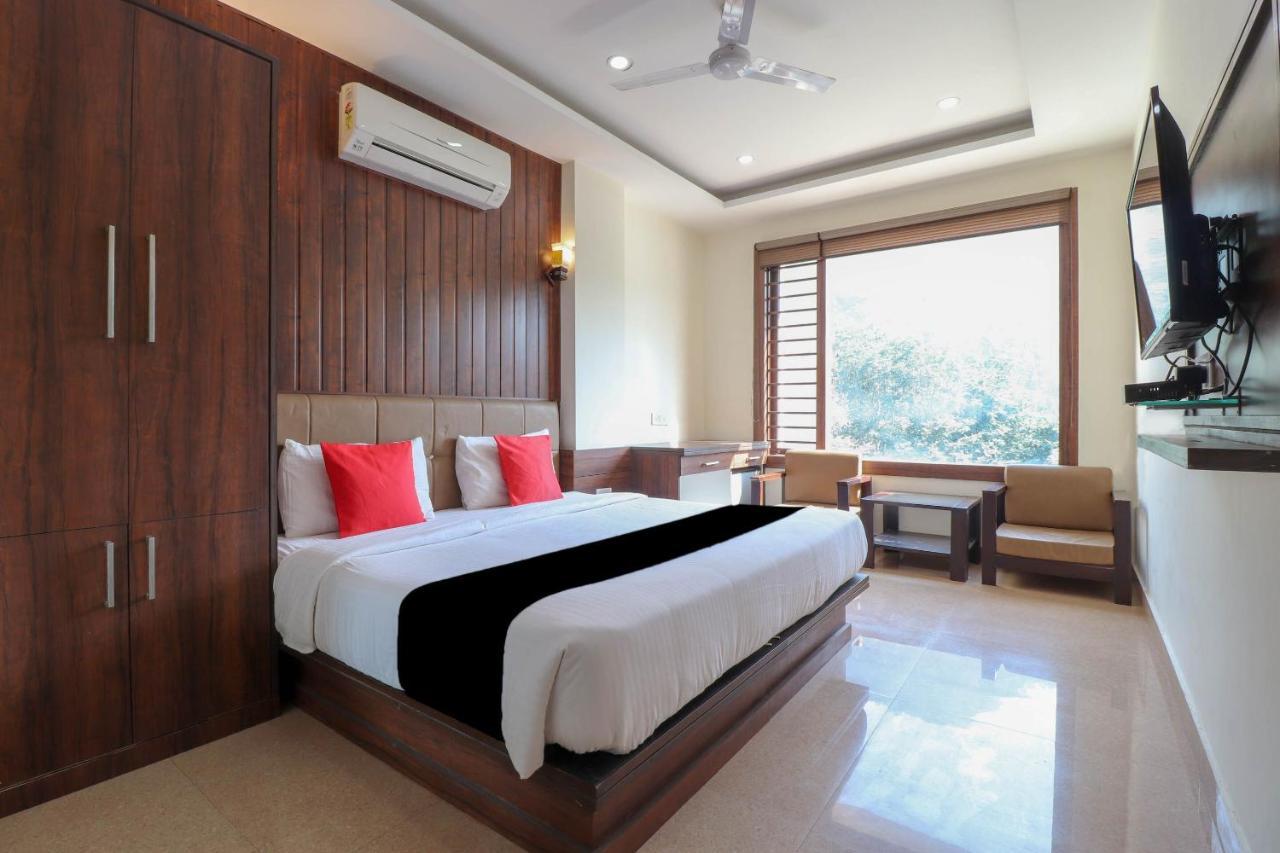Capital O 76444 Hotel Hill-Top Inn Narendra Nagar Zewnętrze zdjęcie