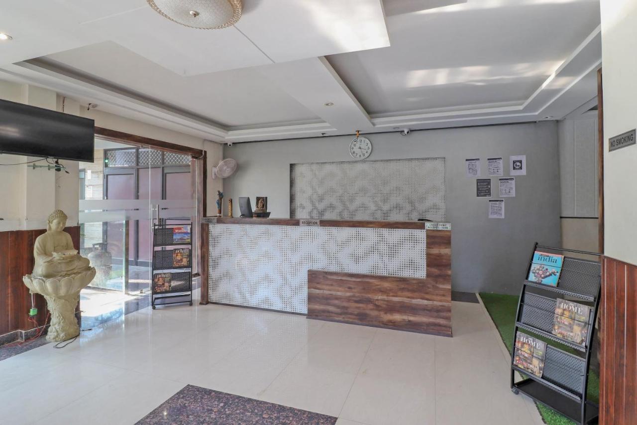 Capital O 76444 Hotel Hill-Top Inn Narendra Nagar Zewnętrze zdjęcie